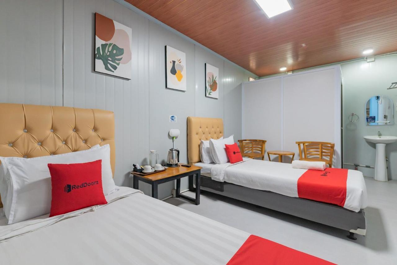 Reddoorz Container @ Teras Cimanuk Garut Hotel Bagian luar foto